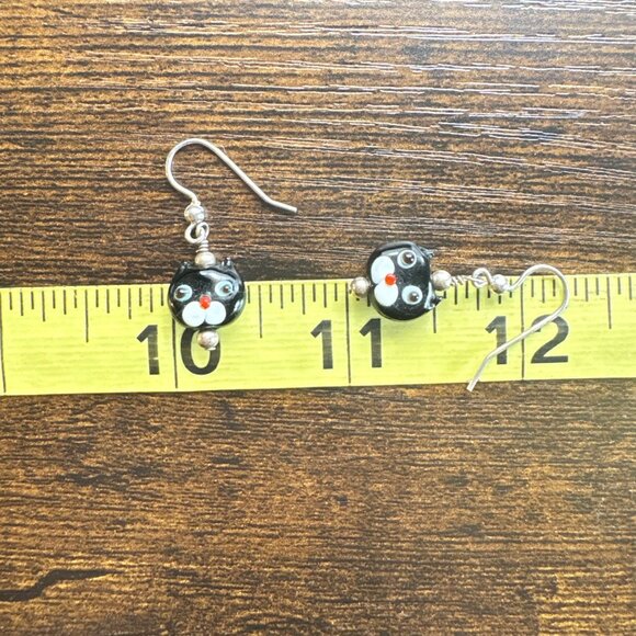 Silver Tone Black & White Enamel Kitty Cat Dangle Earrings Size 1.25" Length - Picture 9 of 9